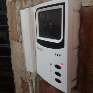 تعمیر آیفون تصویری پیروزی